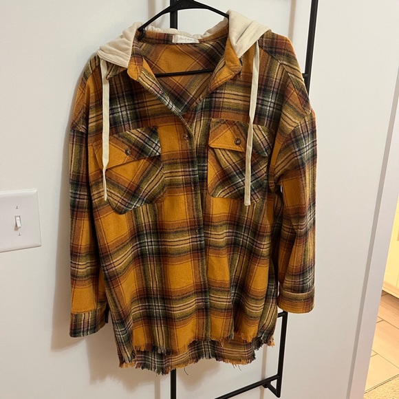Altar’d State Flannel with Hood - Picture 1 of 3